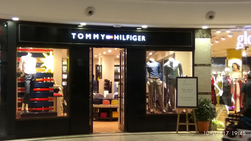 Tommy Hilfiger, Shop No :- 11,12,13,30, Ground Floor, Spark Mall, Main Gol Chakkar, Kamla Nagar, Delhi 110007, India, Clothing_Shop, state UP