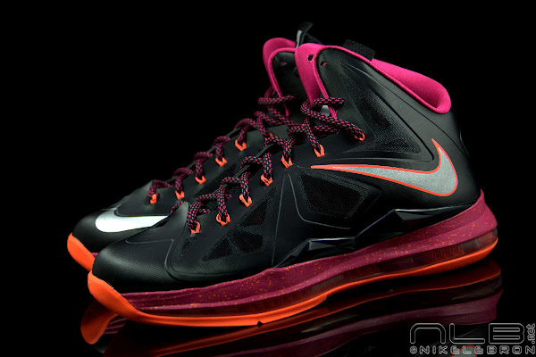 The Showcase Nike LeBron X Miami Floridians Throwback