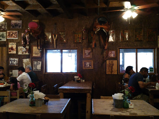 Restaurant La Casita del Árbol, Carretera San Felipe Km 11.5, Cerro Prieto, 21700 Mexicali, B.C., México, Restaurante de brunch | BC