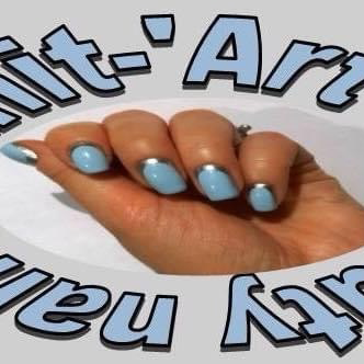 Anit-'Art Beauty Nails logo