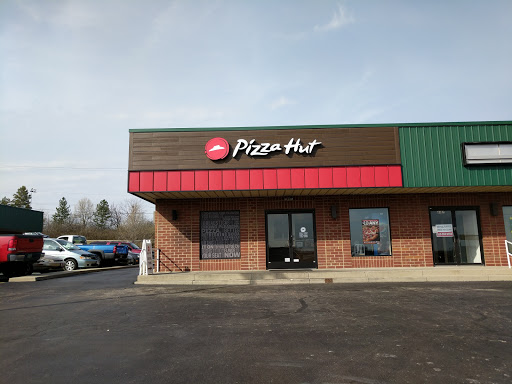 Pizza Restaurant «Pizza Hut», reviews and photos, 4485 Marie Dr, Middletown, OH 45044, USA