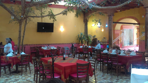 Restaurante Plaza Real, Andador Real de Guadalupe No.5, Centro, 29200 San Cristóbal de las Casas, Chis., México, Restaurante mexicano | CHIS