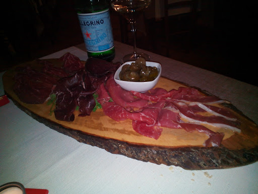 Ristorante Al Castello Di Arrighini Giancarlo e Gambirasio Moris