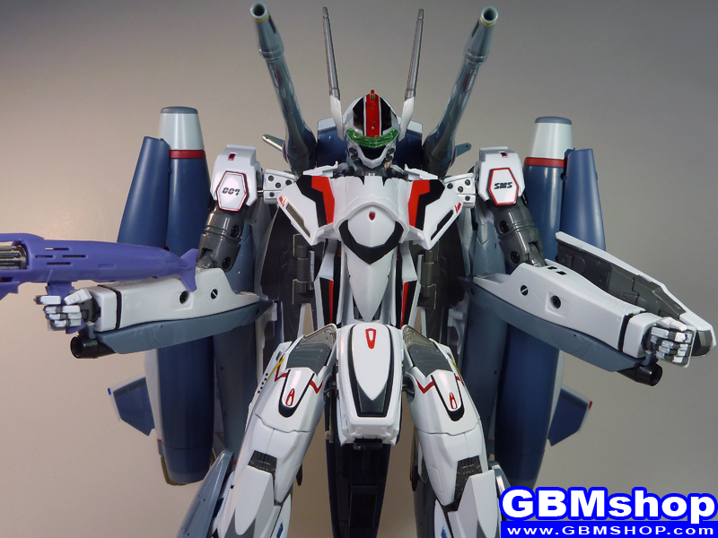 Macross Frontier VF-25F Renewal Version Tornado pack Outer-Space Use Battroid Mode