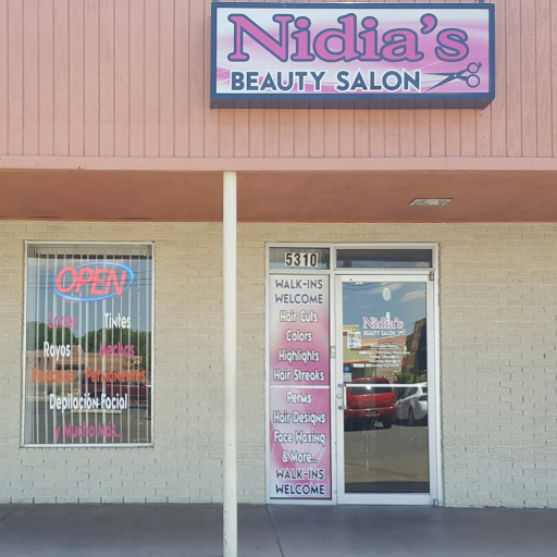Nidia's Beauty Salon logo