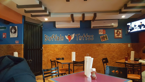 Buffalo Tottss, Calle Veracruz S/N, Pedro José Méndez, 87048 Cd Victoria, Tamps., México, Restaurantes o cafeterías | TAMPS