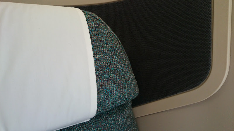 DSC 2658 - REVIEW - Cathay Pacific : Business - Sydney to Hong Kong (A330 Longhaul Config)