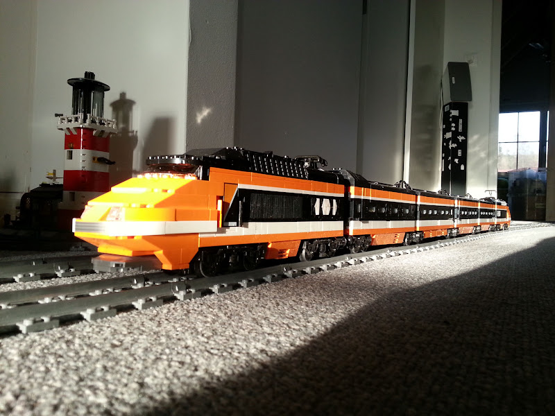 10233 Horizon Express - Page 20 - LEGO Train Tech - Eurobricks Forums