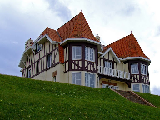 Beach Hotel - Auberge des Rois