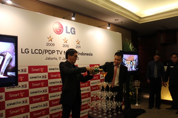  TV Layar Datar LG Targetkan Pertumbuhan 50%
