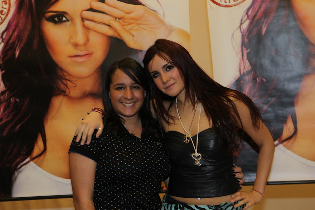 Dulce Maria [3] - Page 11 FH3G7271
