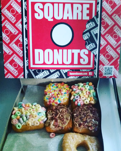 Donut Shop «Square Donuts of Richmond East», reviews and photos, 3643 E Main St, Richmond, IN 47374, USA