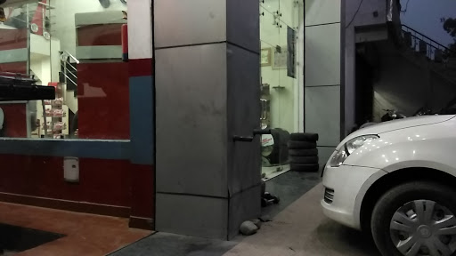 Bajrang Automobiles Hero Dealer Haldwani, Rampur Road, Near Susheela Tiwari Hospital, Rampur, Haldwani, Uttarakhand 263139, India, Motor_Scooter_Dealer, state UK