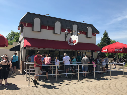 Chicken Restaurant «Chick-fil-A», reviews and photos, 6300 Kings Island Dr, Mason, OH 45040, USA