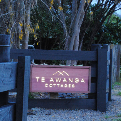 Te Awanga Cottages logo