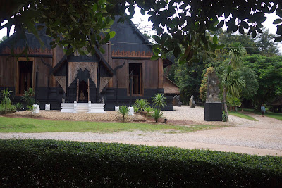 Черный храм в Чианг Рае