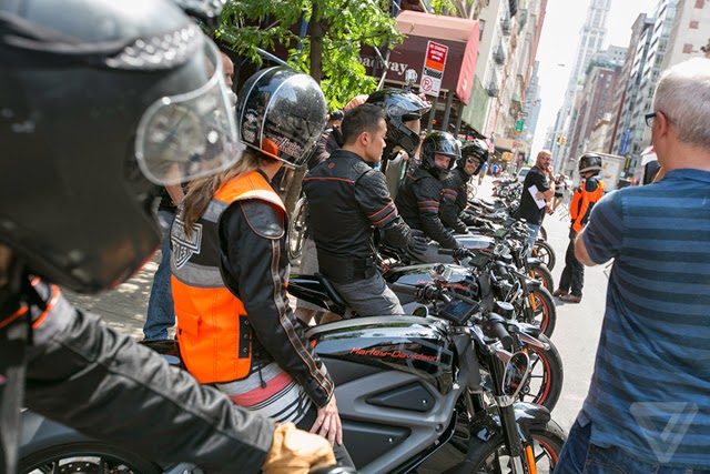 Harley-Davidson-LiveWire-18.