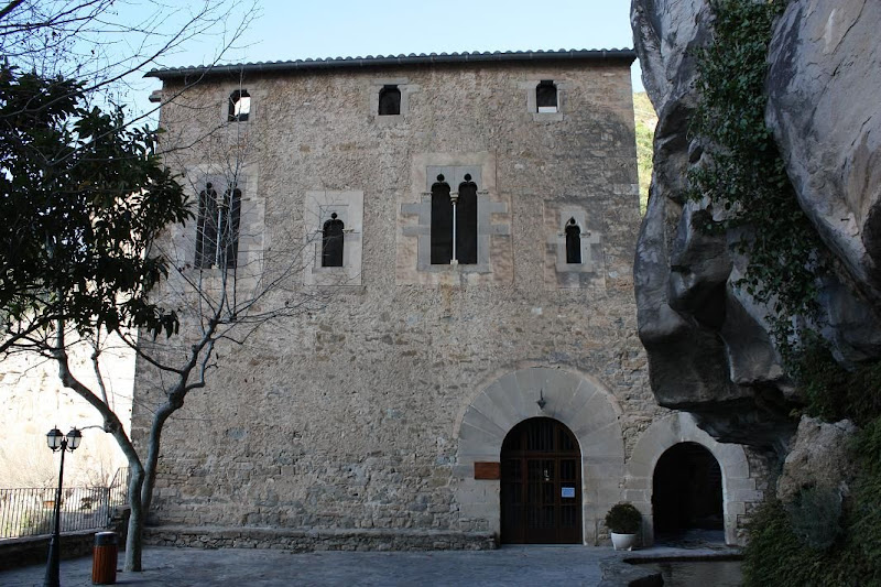Casa Prioral de Sant Miquel del Fai