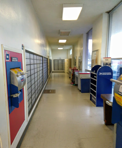 Post Office «United States Postal Service», reviews and photos, 5200 Clark Ave, Lakewood, CA 90714, USA