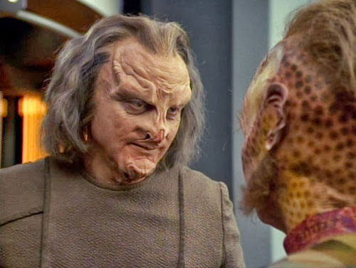 Star Trek: Voyager, 1x15