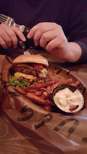 Tugg Burger
