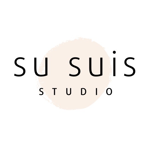 SU SUIS Studio logo