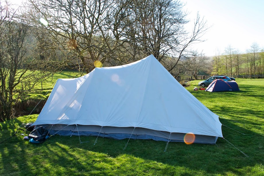 2x WATERPROOF TARP/TARPAULIN SHEETS 6 EYELETS 1.8m x 1.2m Garden Tent Protection 
