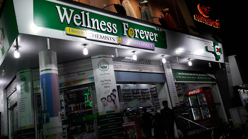 Wellness Forever, Shop No. 1&2, Ground Floor, 1723/B, Krishna Towers, 7th Lane & Main Road, Rajarampuri, Kolhapurr, Maharashtra 416008, India, Chemist, state MH