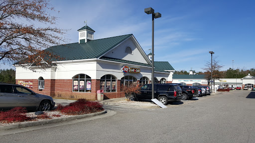 Fast Food Restaurant «DQ Grill & Chill Restaurant», reviews and photos, 6201 Chesapeake Cir, New Kent, VA 23124, USA