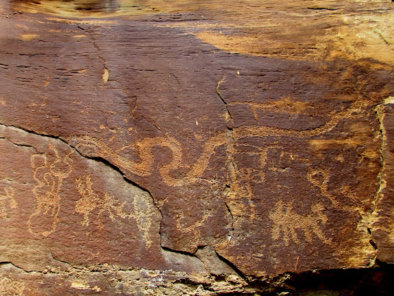 Snake and other petroglyphs