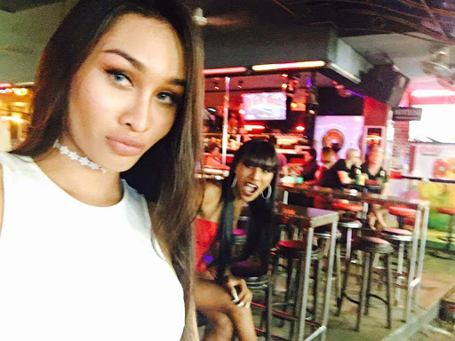 Bua Khao Market