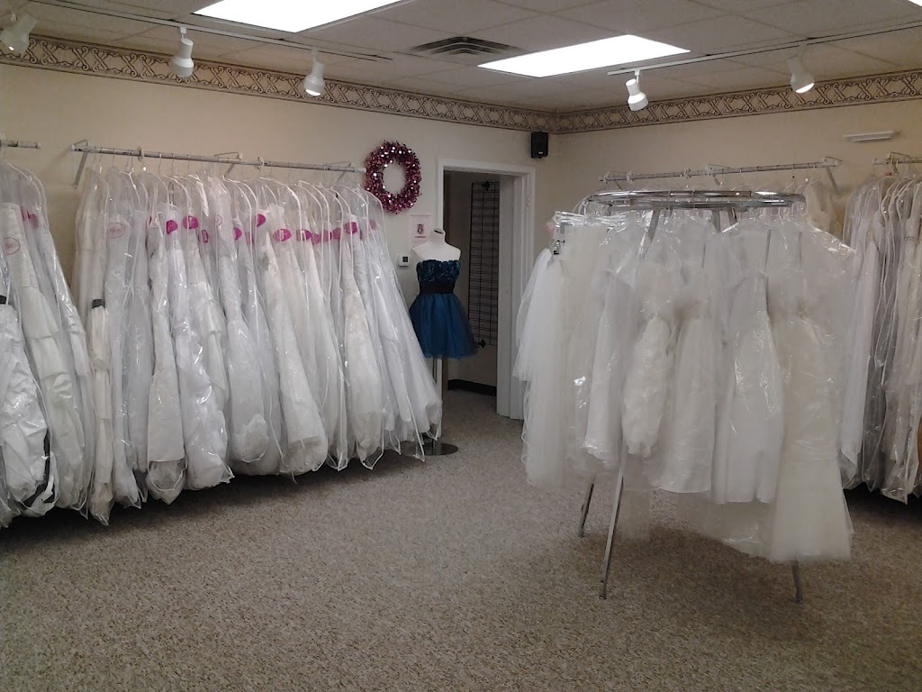 Dress Shops in Zanesville OH | Jillian's at 2347 Maple Ave, Zanesville ...