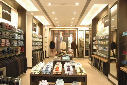 Park Avenue, Shop no.14, Ground floor, CG mall, Next to Mahalaxmi Cloth Market, Pandari, Devendra Nagar, Raipur, Chhattisgarh 492001, India, Clothing_Accessories_Store, state CT