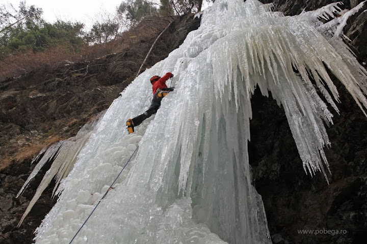 Cascada Avionul