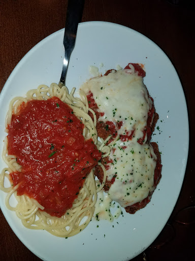 Italian Restaurant «Olive Garden», reviews and photos, 3620 Crain Hwy, Waldorf, MD 20603, USA