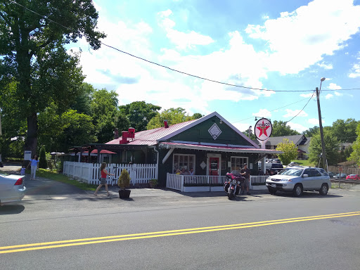 American Restaurant «Main Street Pub», reviews and photos, 7140 Main St, Clifton, VA 20124, USA