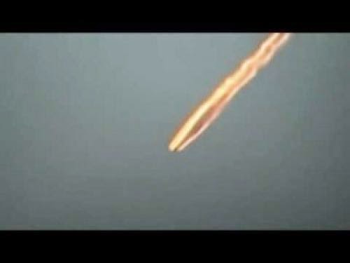 New Zealanders Spot Extraterrestrial Craft As It Enters The Atmosphere