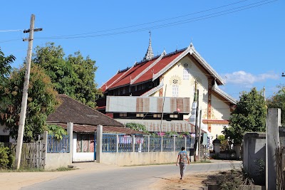 Photos of บ้านยางลอ