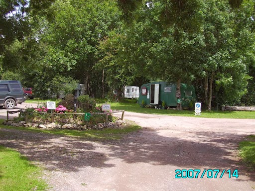 bushes farm caravan park