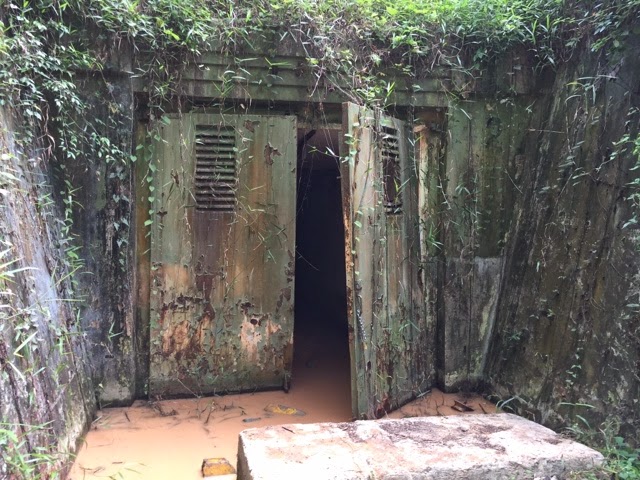 bunker tour singapore