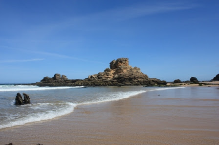 Praia do Castelejo / Melhores praias para Surf no Algarve