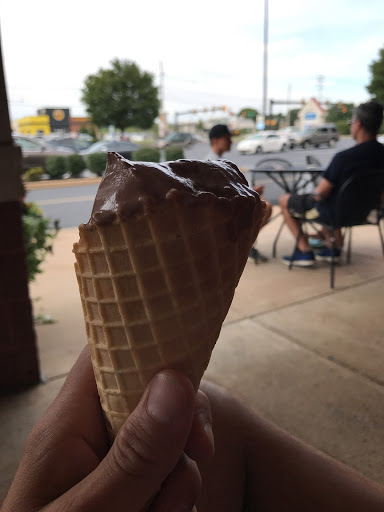 Ice Cream Shop «Good Life Ice Cream & Treats», reviews and photos, 2088 Fruitville Pike, Lancaster, PA 17601, USA