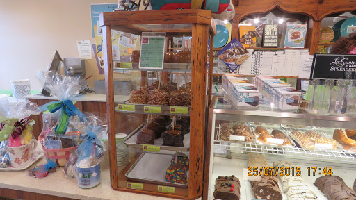 Bakery «Kilwins», reviews and photos, 117 Commercial Blvd, Lauderdale-By-The-Sea, FL 33308, USA
