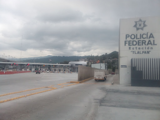 Policía Federal Tlalpan, Autopista México - Cuernavaca Km. 23+300, Tlalpan, San Andrés Totoltepec, 14400 Ciudad de México, CDMX, México, Comisaría de policía | Ciudad de México