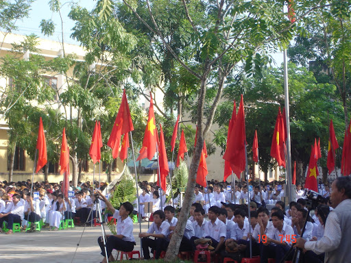 Chào mừng Ngày nhà giáo Việt Nam 20/11 2010 - Page 3 DSC00125