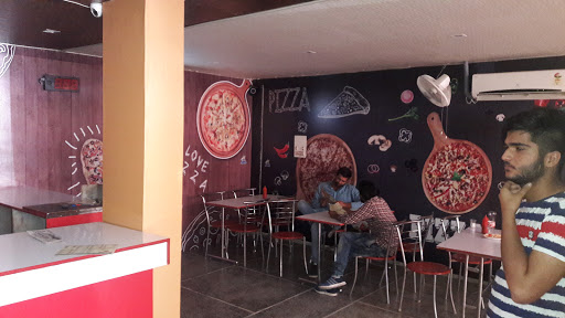 Pizza Hot, Model Town Rd, Model Town, Fatehabad, Haryana 125050, India, Pizza_Delivery, state HR