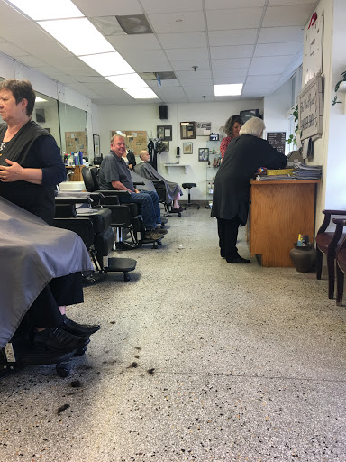 Barber Shop «William Byrd Hotel Barber Shop», reviews and photos, 800 N Davis Ave, Richmond, VA 23220, USA