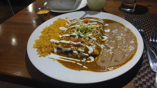 Mexican Restaurant «Luna Modern Mexican Restaurant - Victoria Gardens», reviews and photos, 7881 Monet Ave, Rancho Cucamonga, CA 91739, USA