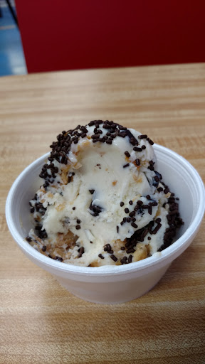 Ice Cream Shop «Family Farm Ice Cream», reviews and photos, 253 Tower Dr #1, Middletown, NY 10941, USA