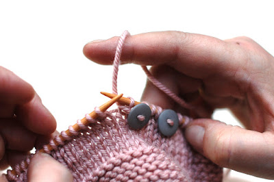 yarn back